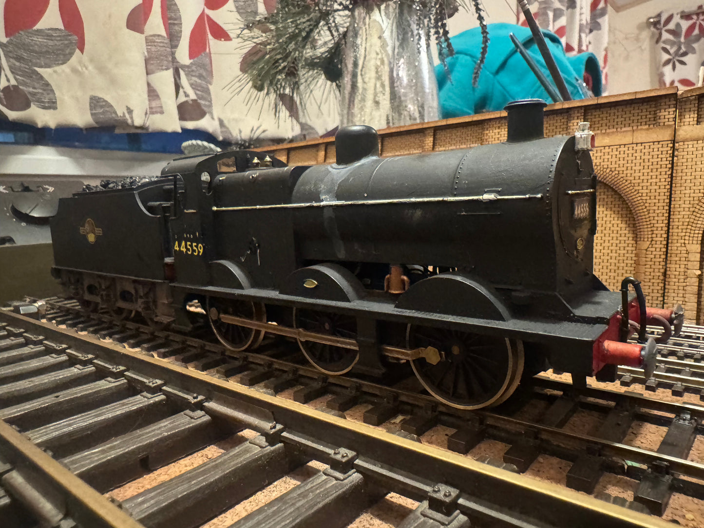 Lima L216534 (O) Ex LMS ‘Fowler’ 4F No.44559 in Unlined and Weathered British Railways black. 