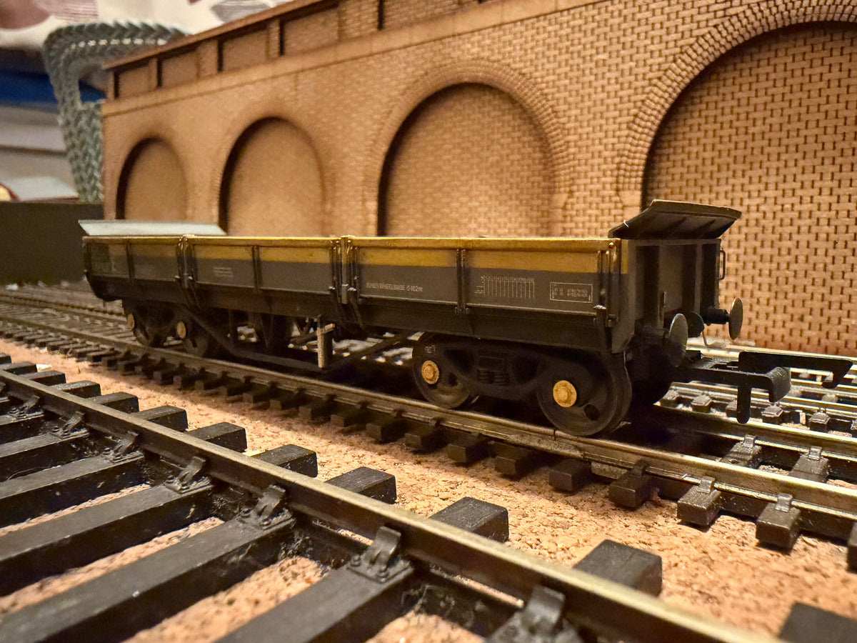 Dapol 4F-043-013 (OO) British Rail, YCV ‘Terbot’ Wagon No.DB978281 in weathered BR Civil Engineer ‘Dutch’ Livery 