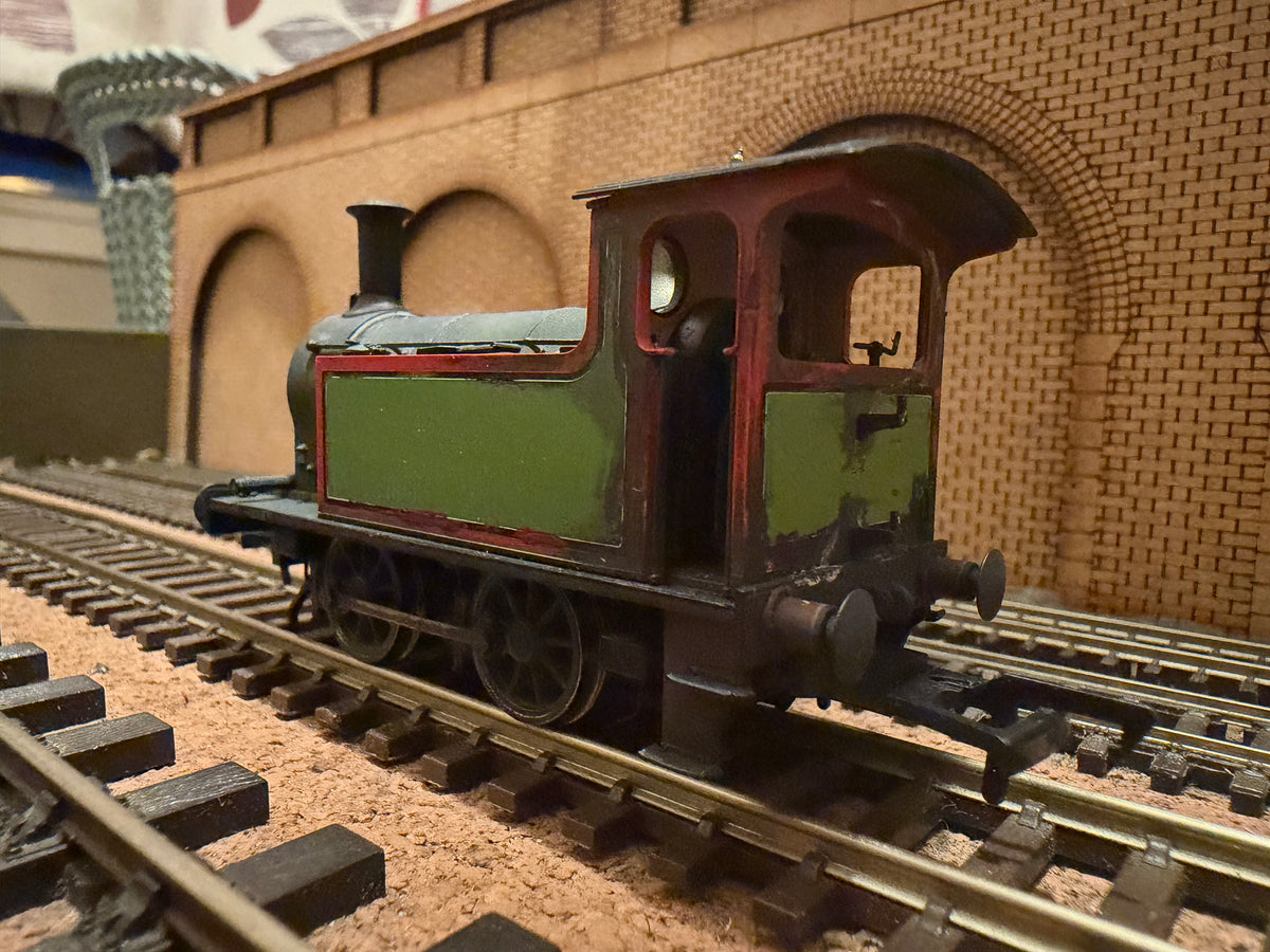 Rapido 923001 (OO) Ex North Eastern Railway, H Class [Y7] in Heavily Weathered Apple Green without decals. DCC Ready 