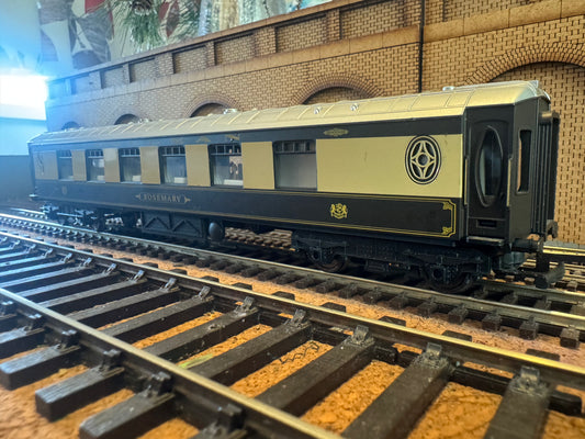 Hornby Railroad R4812 (OO) Pullman Car Company Type K, First Class Parlour Car “Rosemary” in PCC Livery (No Box). 