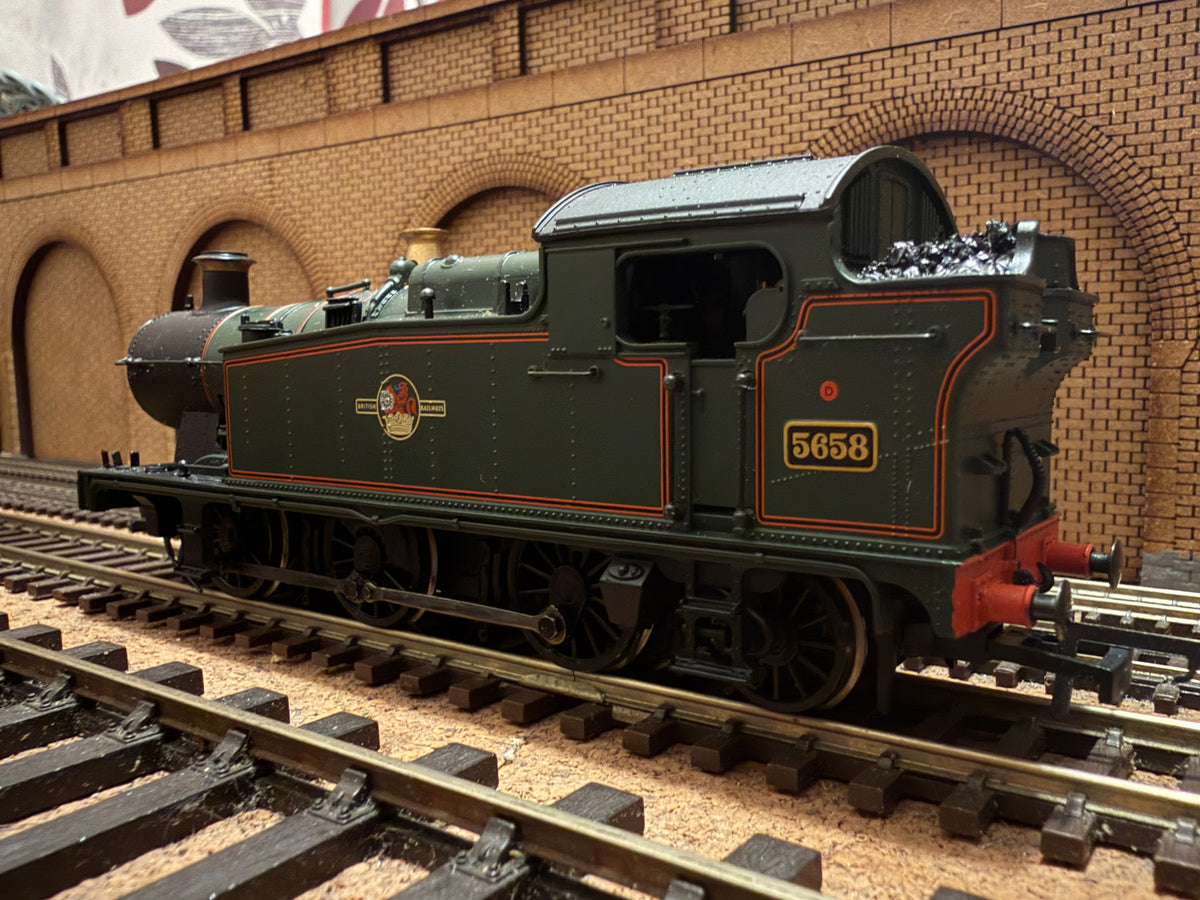 Bachmann 32-077 (OO) Ex GWR 56xx ‘Taff Tank’ No.5658 in British Railways Western Region Lined Green (Shed code, Tyseley Depot) 