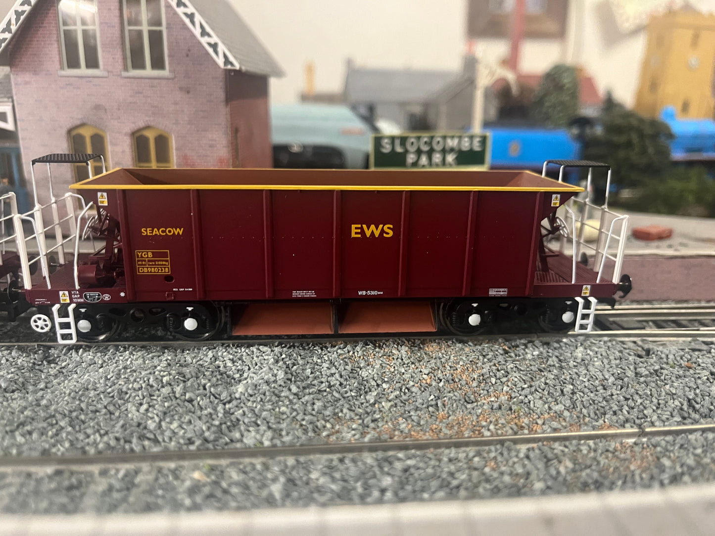 Hornby, x2 Ex British Rail, YGB “Seacow” in EWS livery (Pristine)