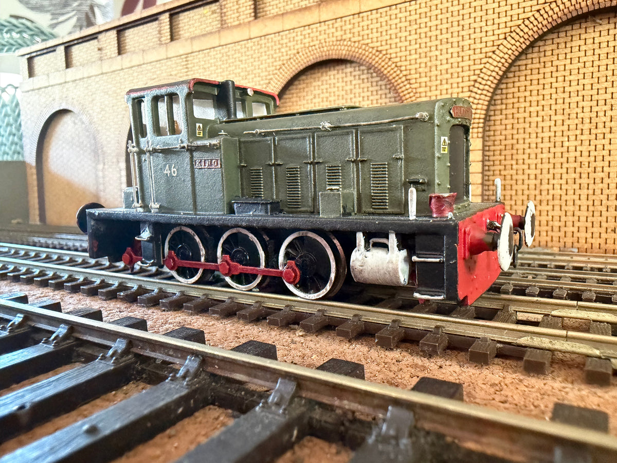 Bachmann / Unknown (OO) Hudswell Clarke / Hunslet Rebuild, 0-6-0 Diesel Mechanical No.46 “King” 