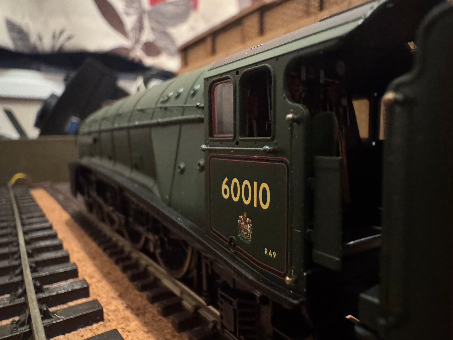 Hornby R2910 (OO) Ex LNER A4 No.60010 “Dominion of Canada” in British Railways Lined Green. (Shed Allocation, 34A Kings Cross) DCC Ready, Special Edition No.736 of 1000. 