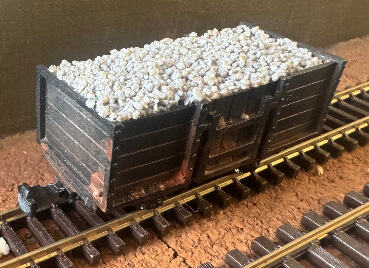 KD Railway (OO9) Five Plank Open Wagon, with Ballast Load.