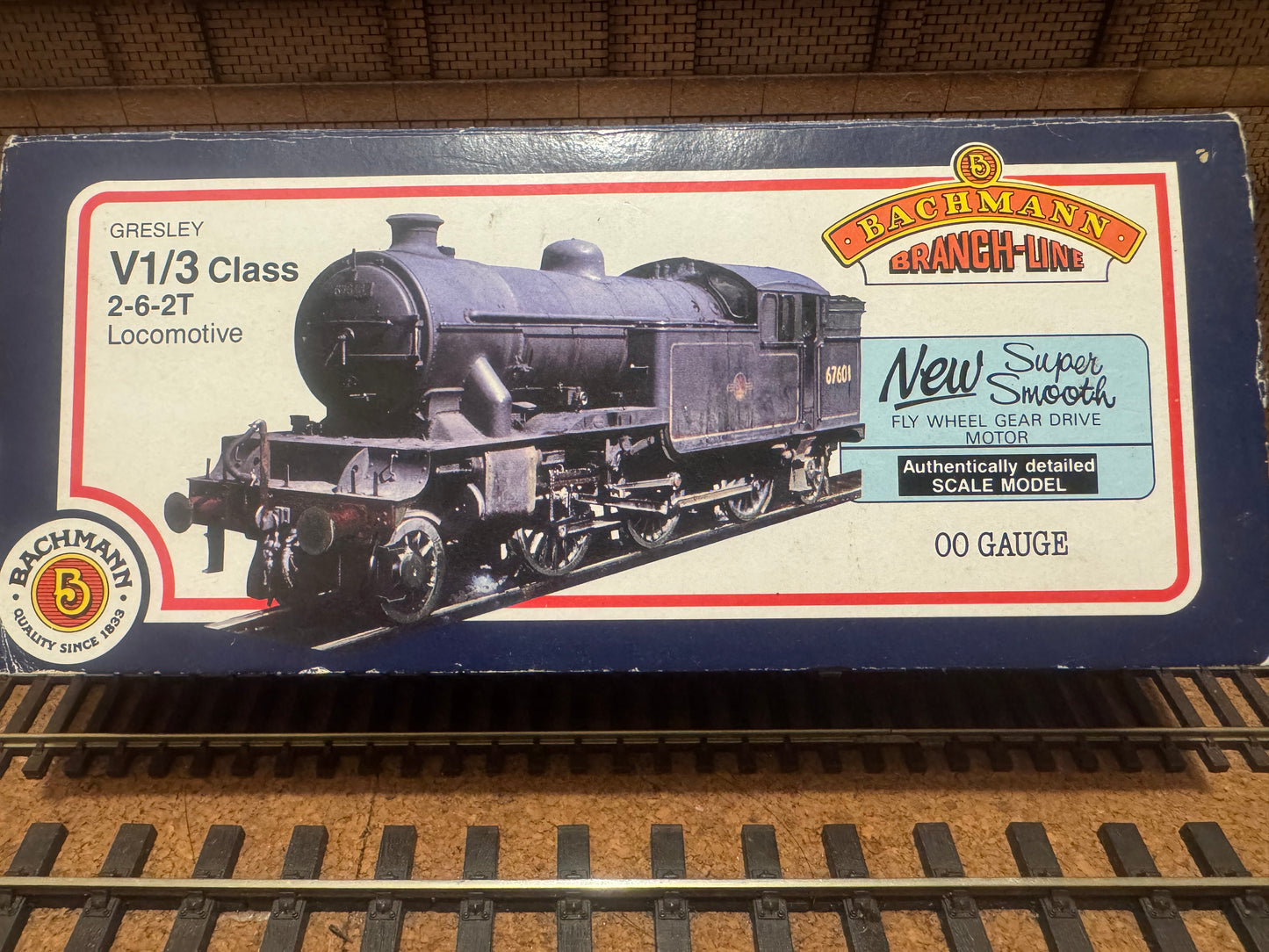 Bachmann 31-603 (OO) London North Eastern Railway V1 No.466 in Pre-war Lined LNER Black