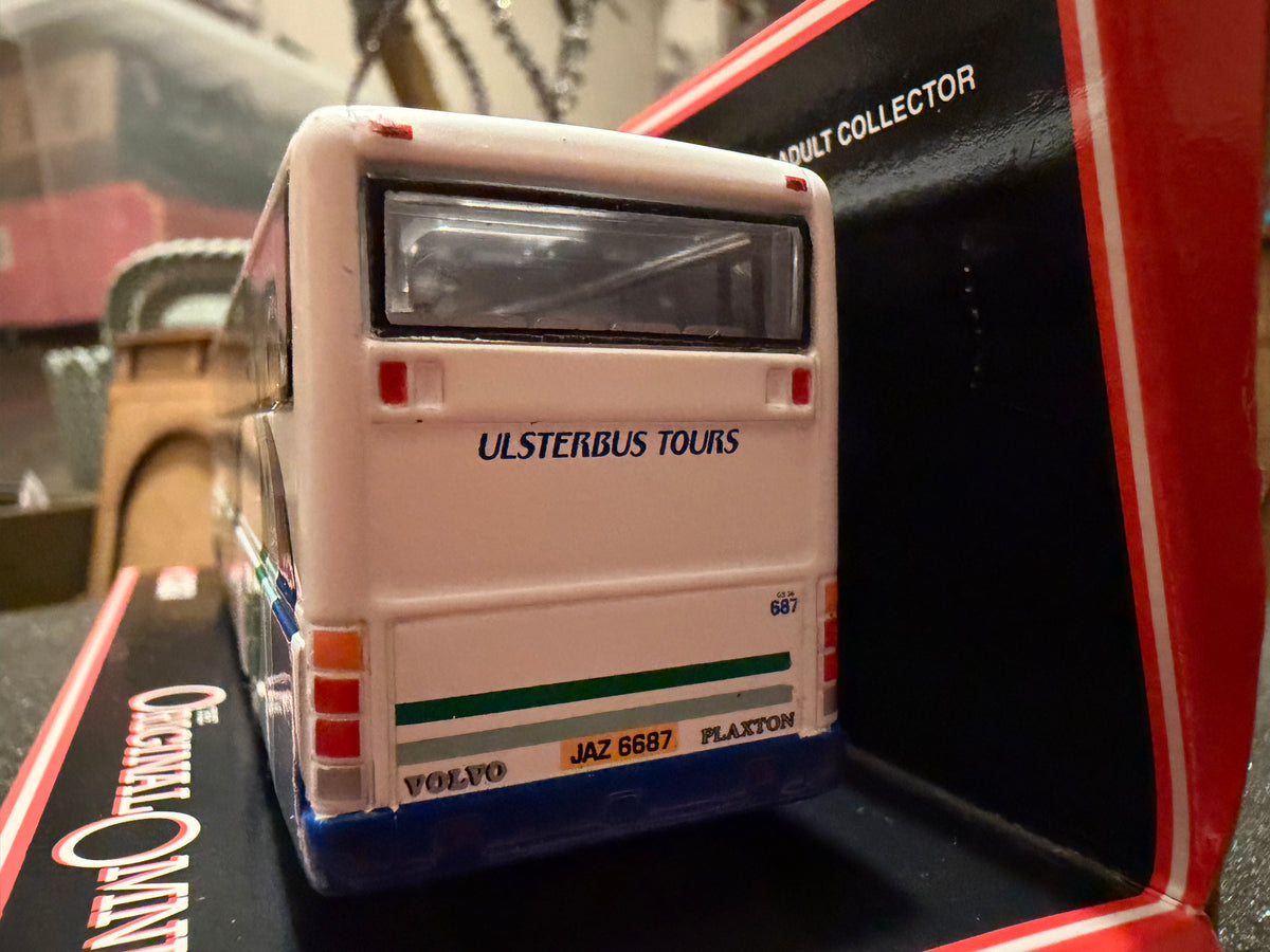 Corgi 43802 (1:76 / OO) Plaxton Volvo, Excalibur Coach, Registration JAZ 6687, in Ulsterbus Tours Livery. Limited edition No.469 of 5100 