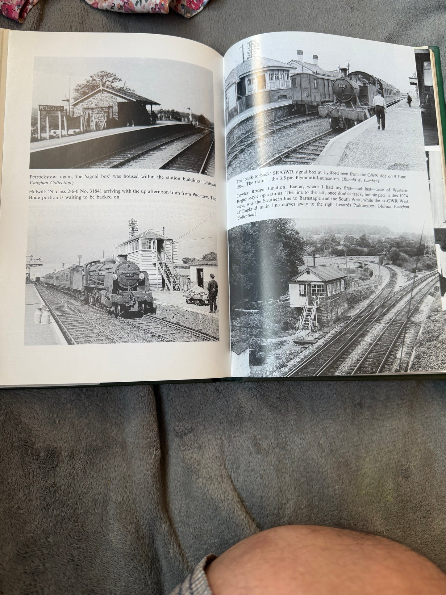 LIGHT RELIEF, Tales of a Relief Signalman in the 1950s. By Jack Warland. 