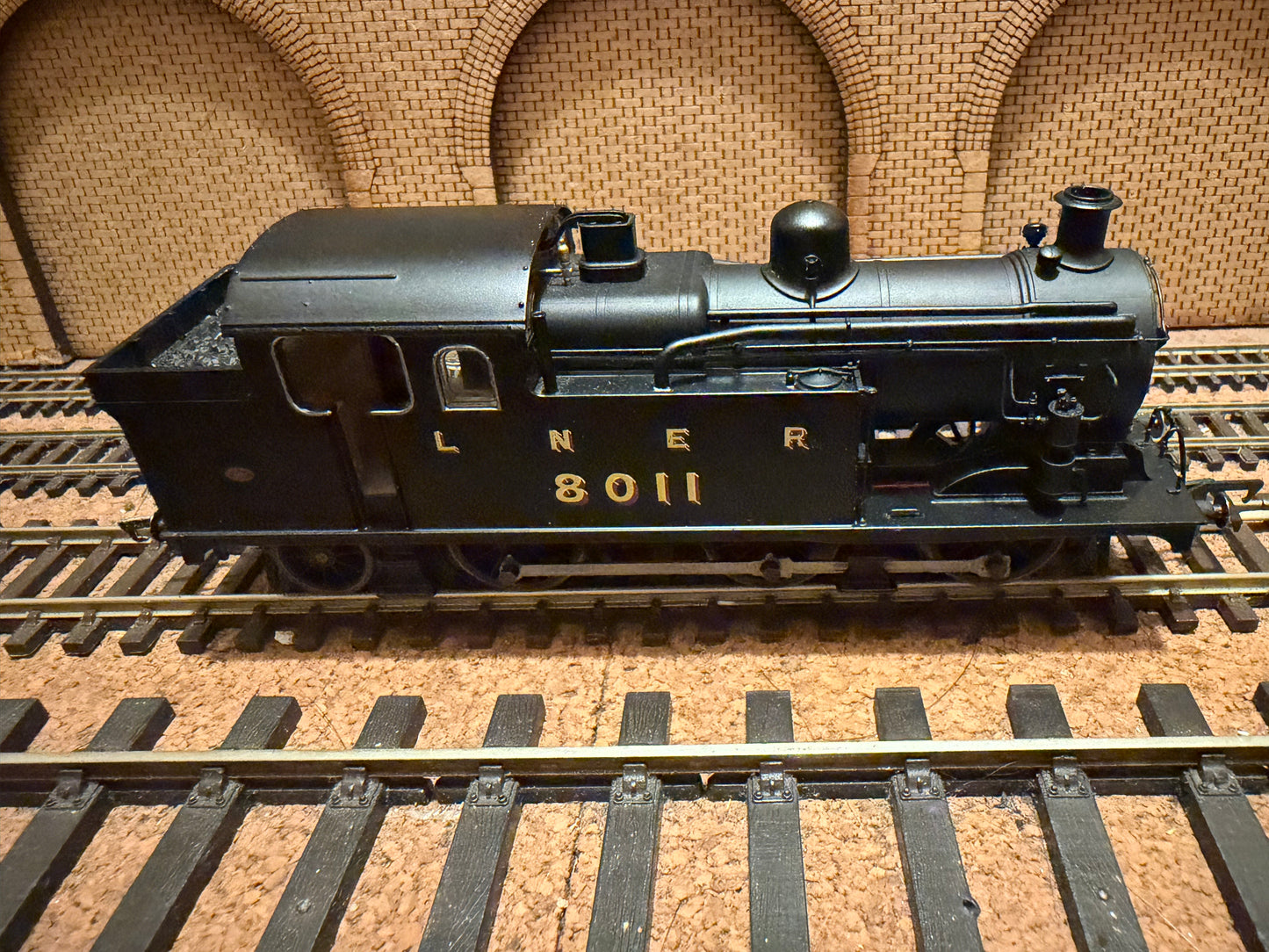 Oxford Rail OR76N7002 (OO) Ex GER N7 No.8011 in Pre 1936 LNER Unlined Black with Condensing Gear. DCC Ready