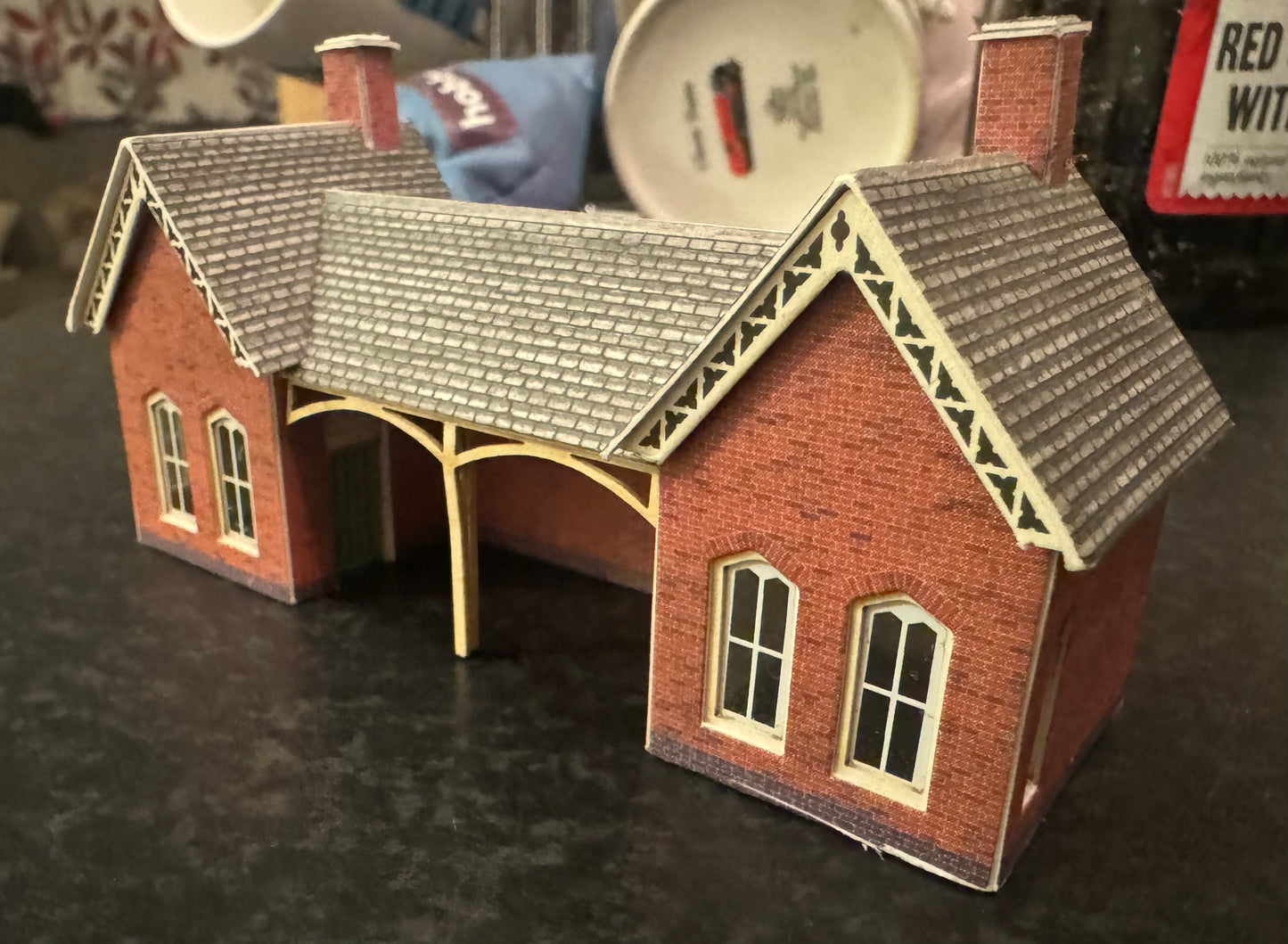 Metcalfe (N Gauge) Country Station (Small) Platform Building.