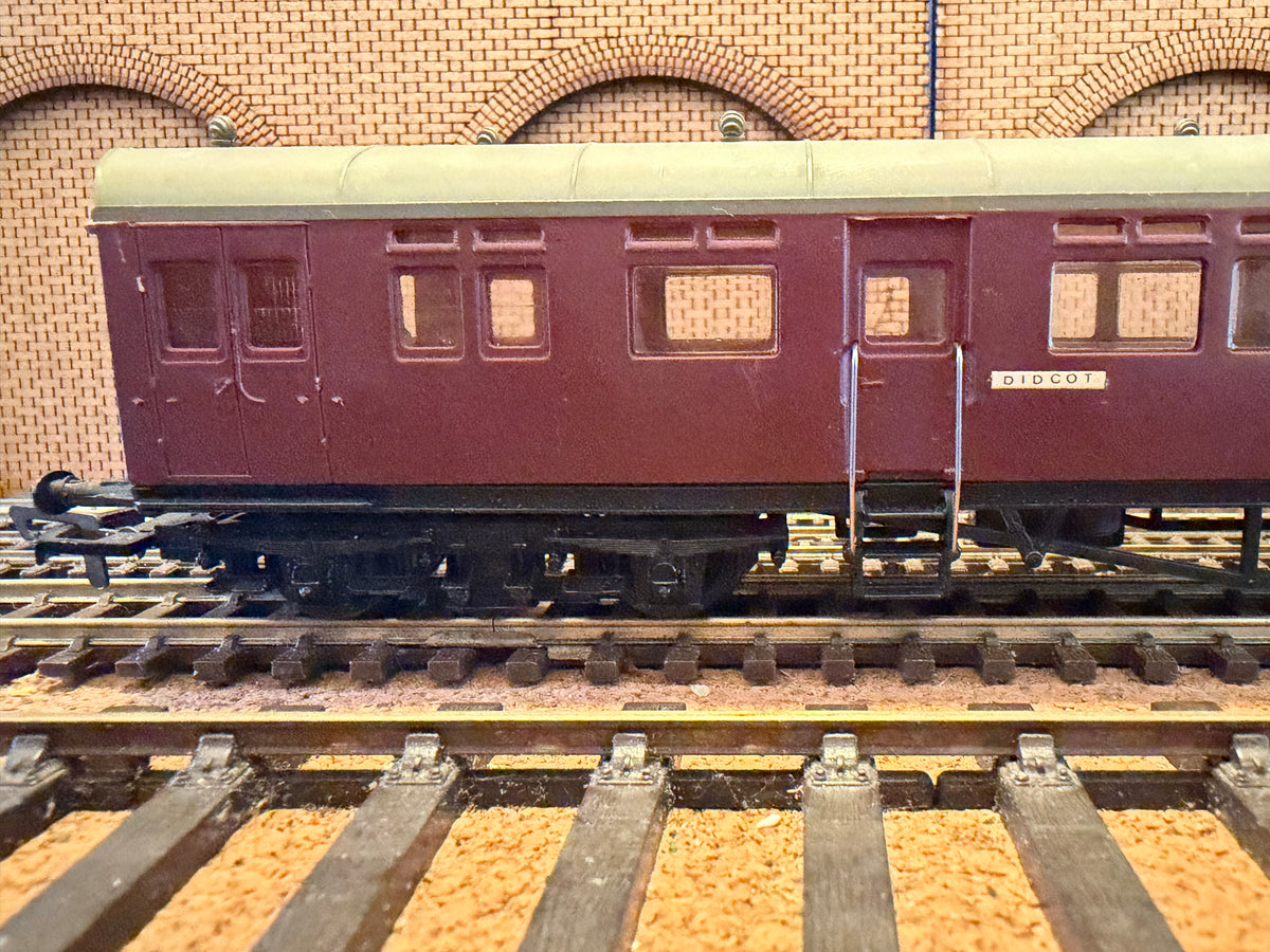 Airfix 54256 (OO) Ex GWR Auto-coach No.W187W in British Railways Unlined Maroon