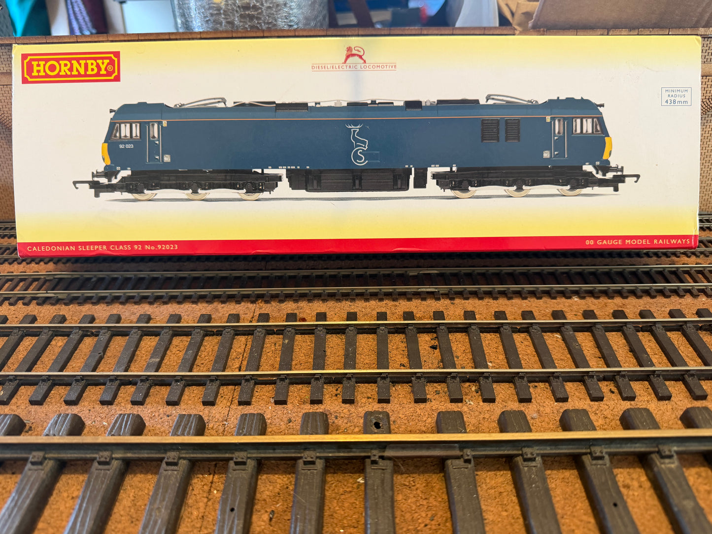 Hornby R3740 (OO) Ex BR Class 92 No.92023 in Caledonian Sleeper Livery. DCC Ready 