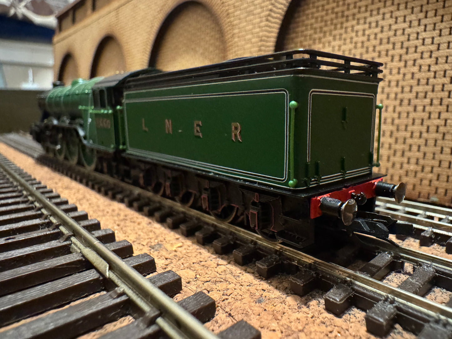 Hornby TT1001AM (TT120) The Scotsman, Starter Set. DCC Ready 