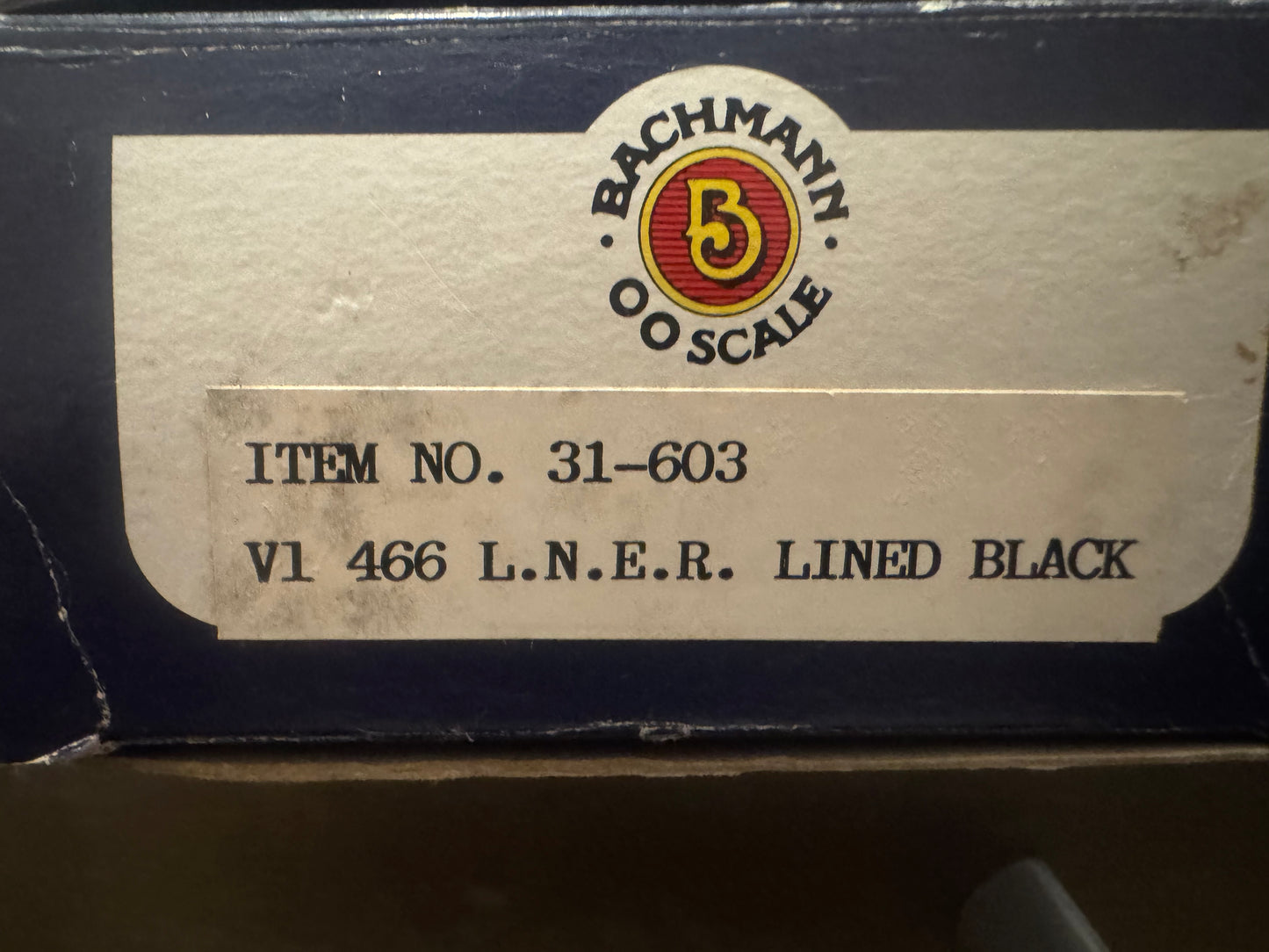 Bachmann 31-603 (OO) London North Eastern Railway V1 No.466 in Pre-war Lined LNER Black