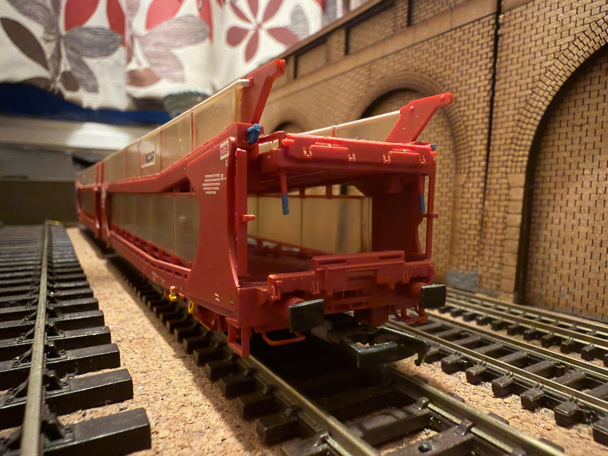 Bachmann 38-250 (OO) Ex British Rail, IPA Twin set, Double Deck Car Transporter Wagons in STVA Red 