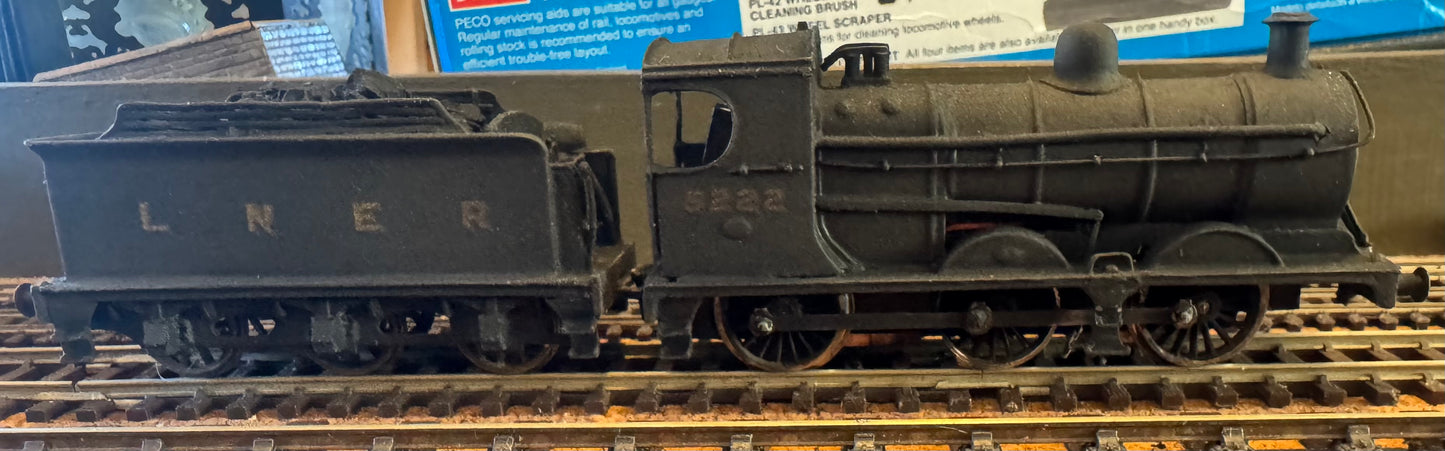 Tri-Ang / BEC Kit (OO) Ex GCR J11/1 ‘Pom Pom’ No.5222 in Weathered London North Eastern Railway Unlined Black
