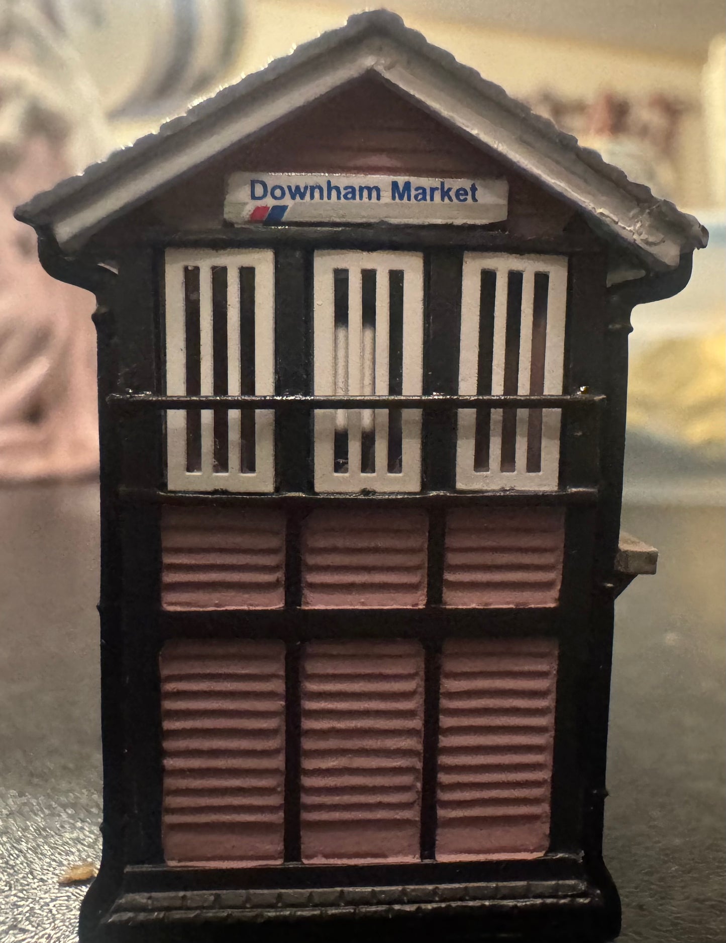 Graham Farish / Bachmann Scenecraft (N Guage) Downham Market, Ex Great Eastern Railway Signal Box with Network South East Signage. 