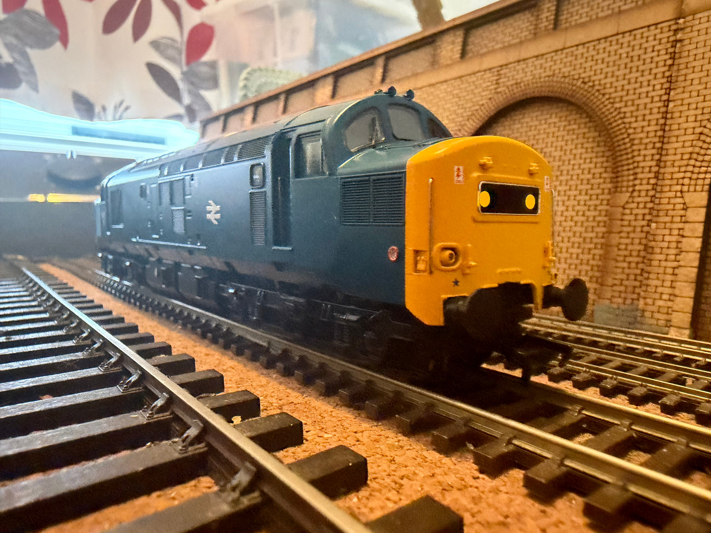 Bachmann 32-781 (OO) British Railways Class 37/0 No.37251 in British Rail Blue. DCC Ready 
