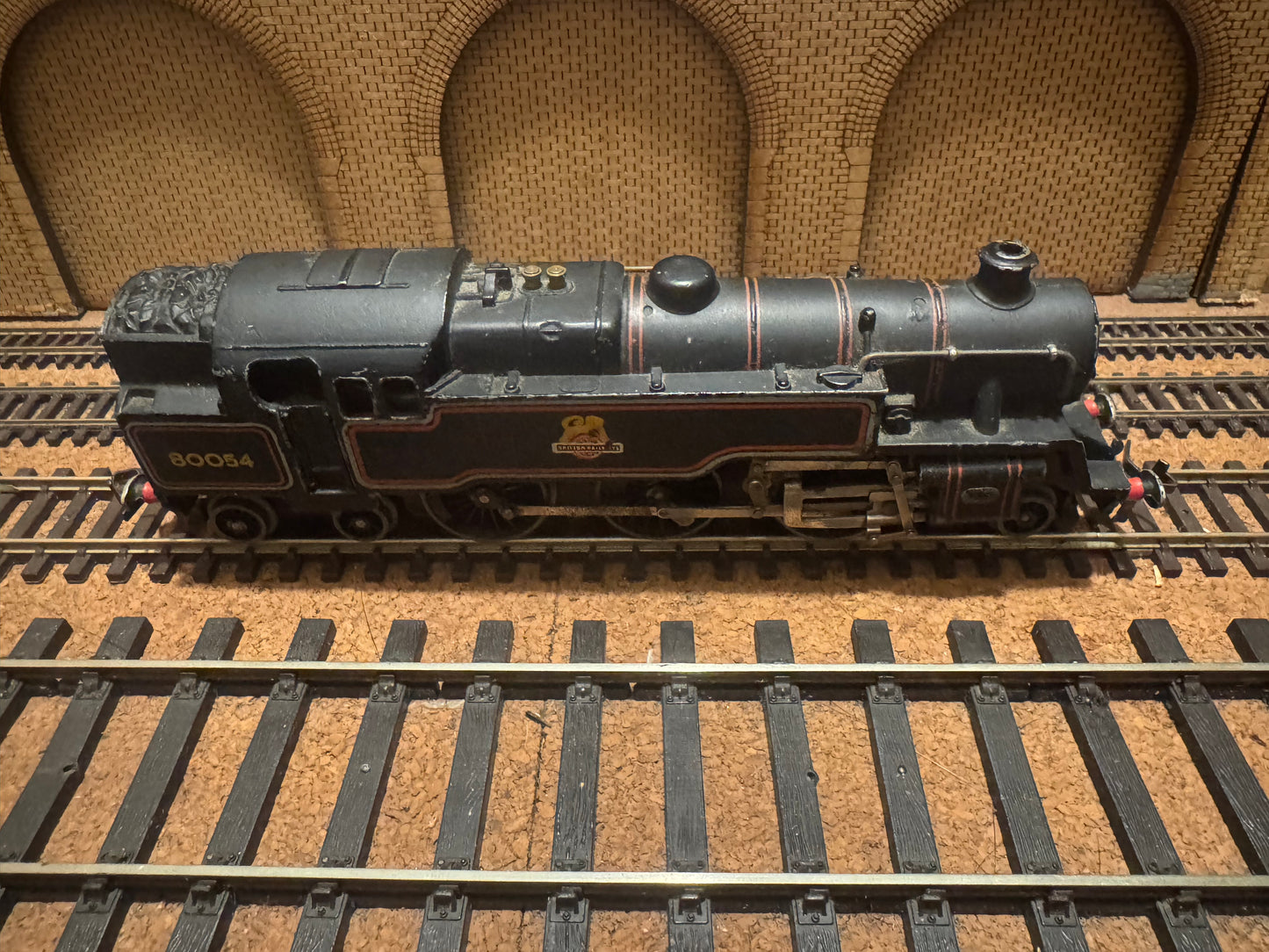 Hornby Dublo EDP13 (OO) 2-6-4 Tank Passenger Set, BR