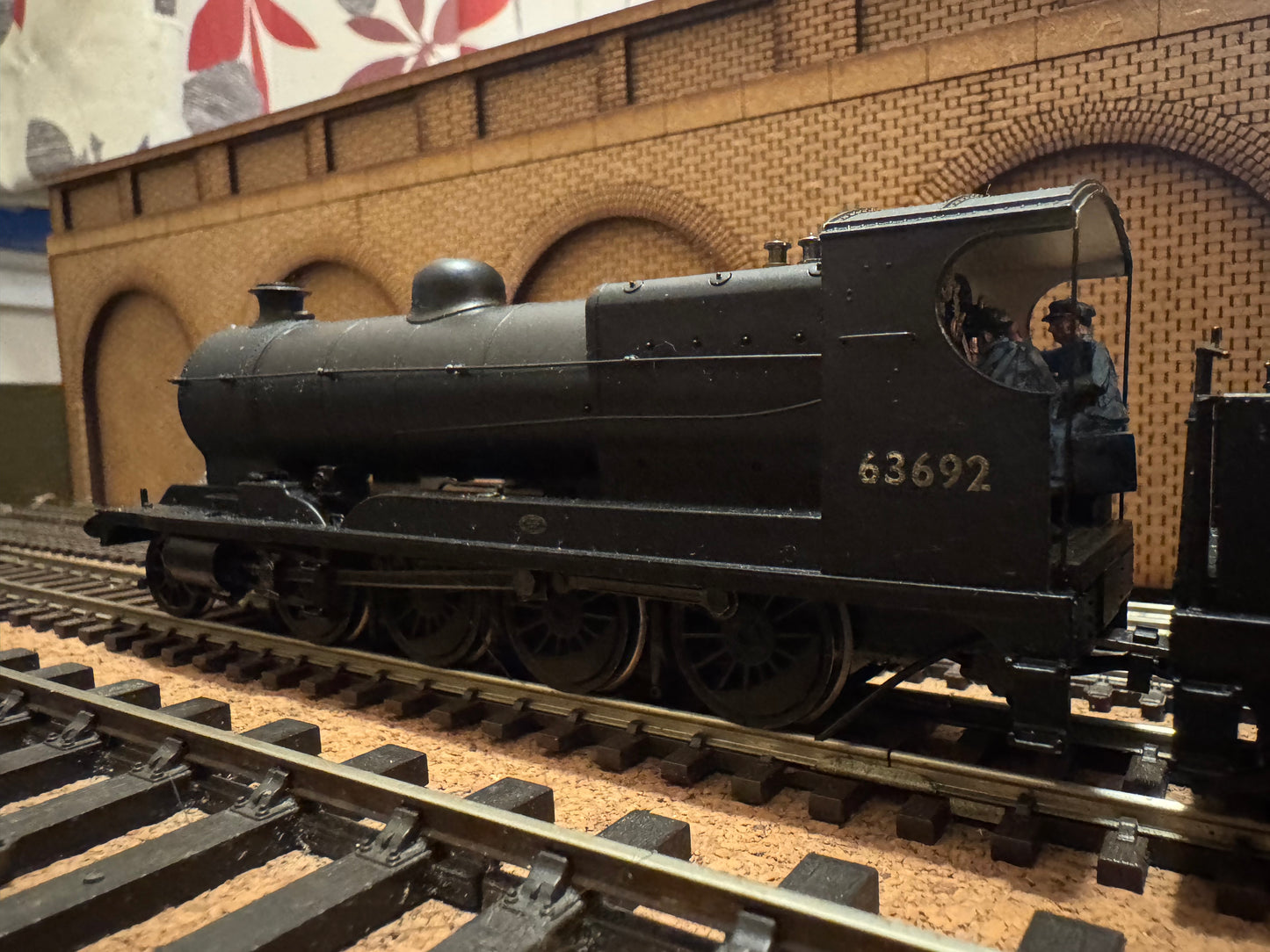 Bachmann 31-005 (OO) Ex GCR / LNER, O4 No.63692 in Weathered British Railways Black. (Shed Code 36C, Fordingham Depot) DCC Ready
