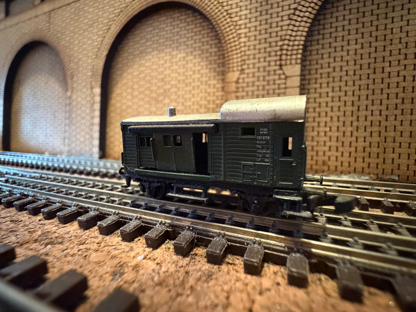 Marklin 8609 (Z) Deutsche Bahn Baggage No.131878 in DB Green. 