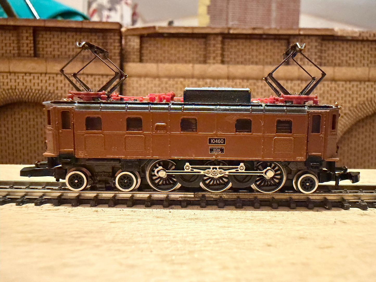 Marklin Mini Club 8851 (Z) SBB Class Ae 3/6 II 10460 in SBB Brown 