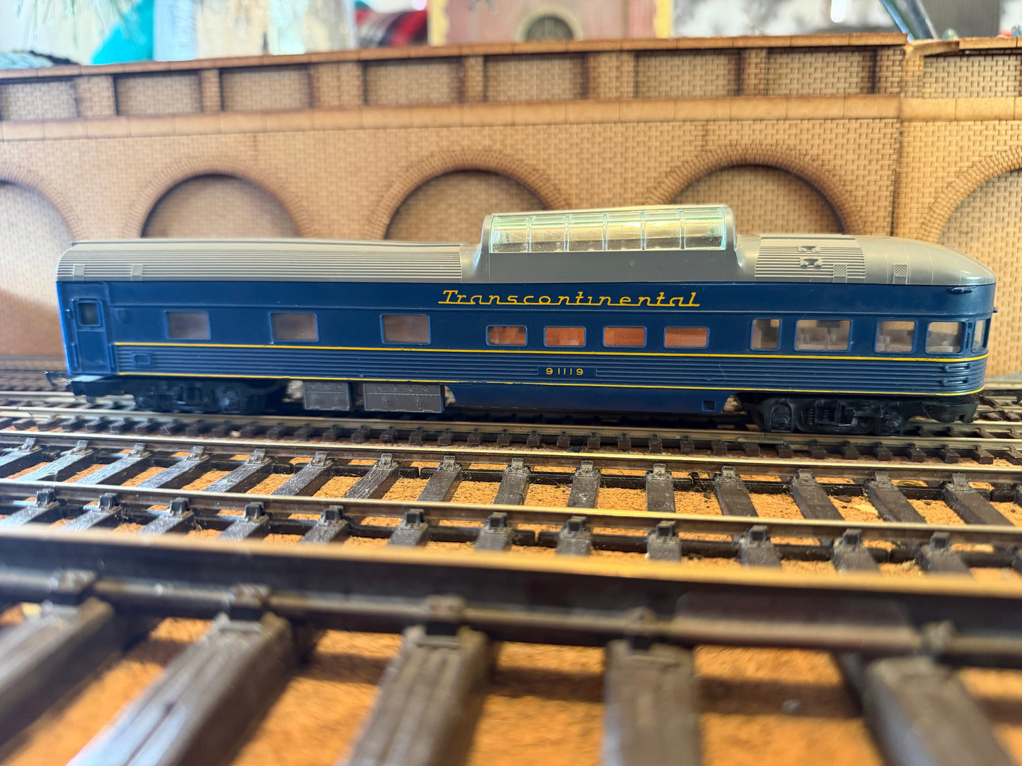 Tri-ang R250 (OO) Transcontinental Train Pack 