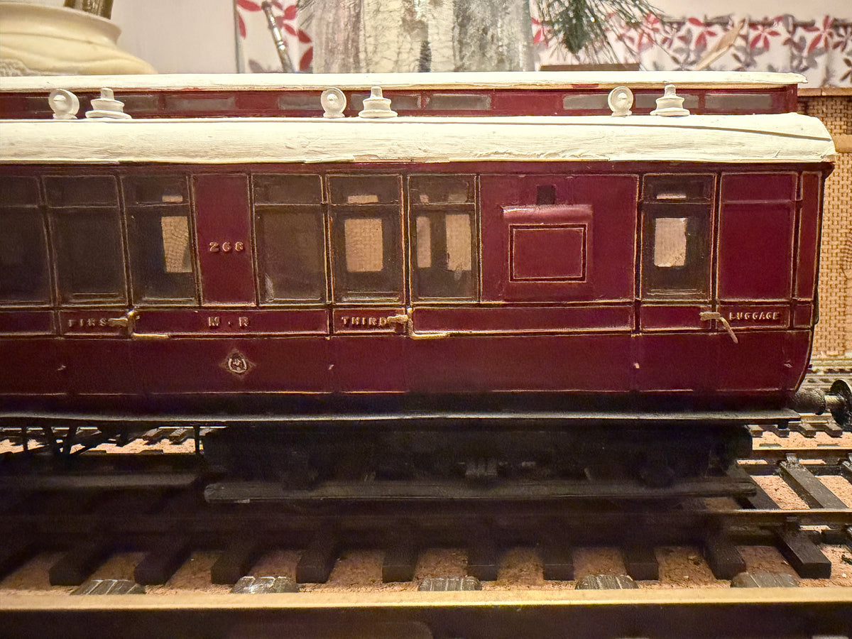 Slaters (O Gauge) Midland Railway Clerestory Lavatory Brake Composite No.266 in Midland Railway Crimson Lake 