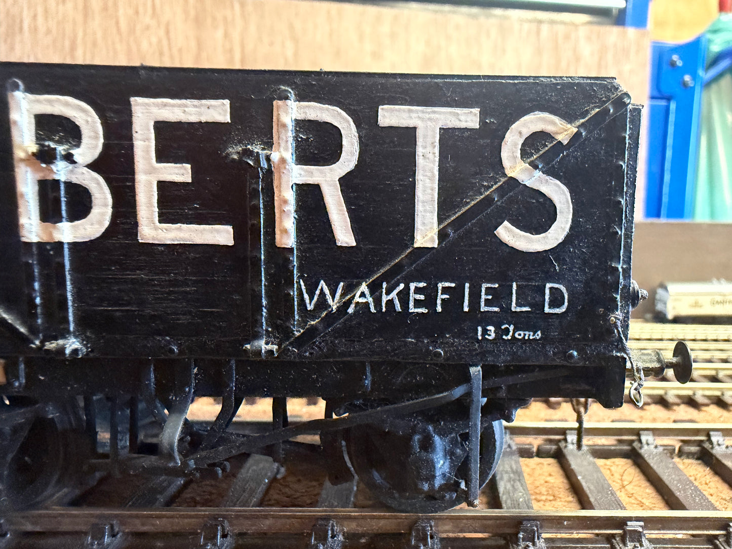 Scratch Built (O Gauge) Charles Roberts & Co Wagon Hire 13T Eight Plank Wagon No.305. In Robert’s Plank with coal load. 