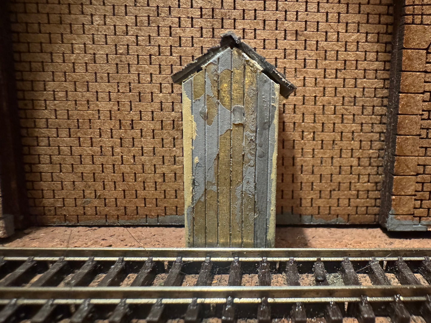 Scratch Built (1:76 / OO) Out House 