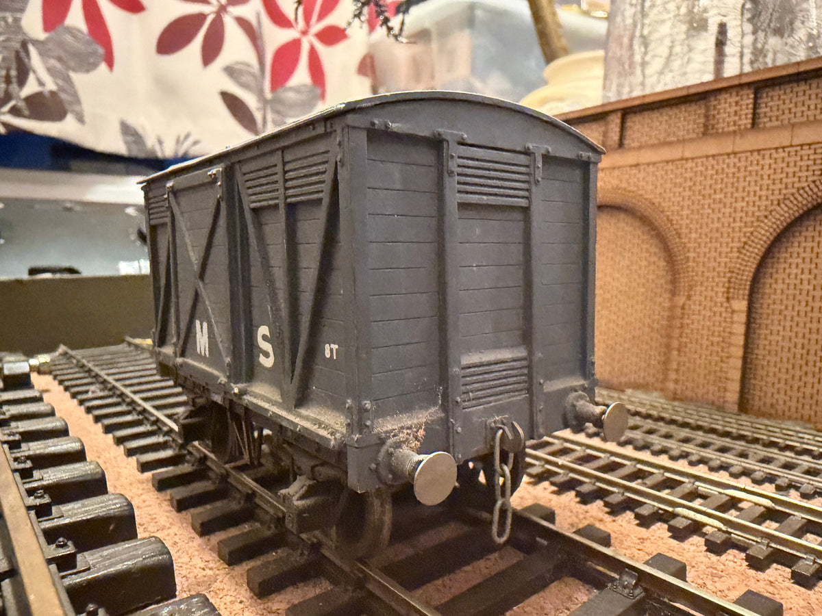 Slaters (O Gauge) Ex MR, 8T Van in London Midland & Scottish Railway Livery 