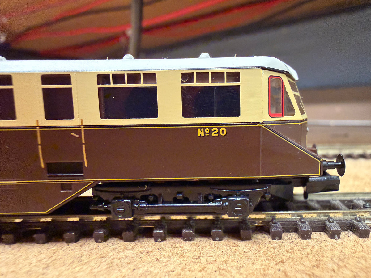 Graham Farish 371-629 (N Gauge) Great Western Railway, Railcar No.20 in GWR Chocolate and Cream 
