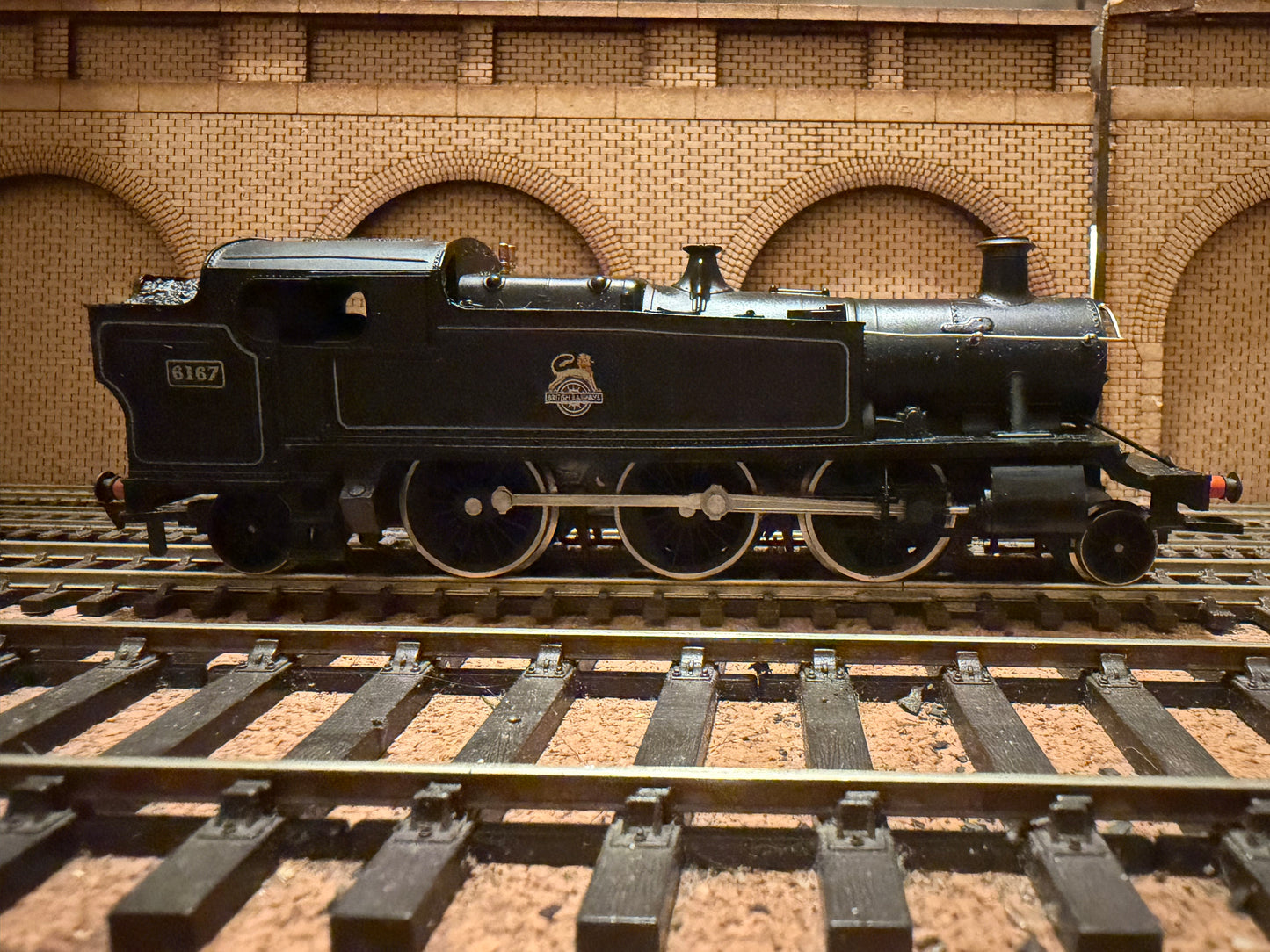 Airfix 54151-4 (OO) Ex GWR 61xx ‘Large Prairie’ No.6167 in British Railways Lined Black 