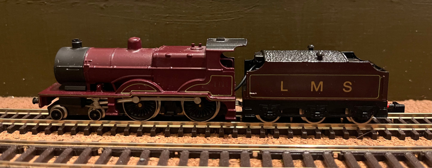 Graham Farish (N Gauge) London Midland and Scottish Railway, 4P ‘Compound’ No.1111 in LMS Crimson Lake.