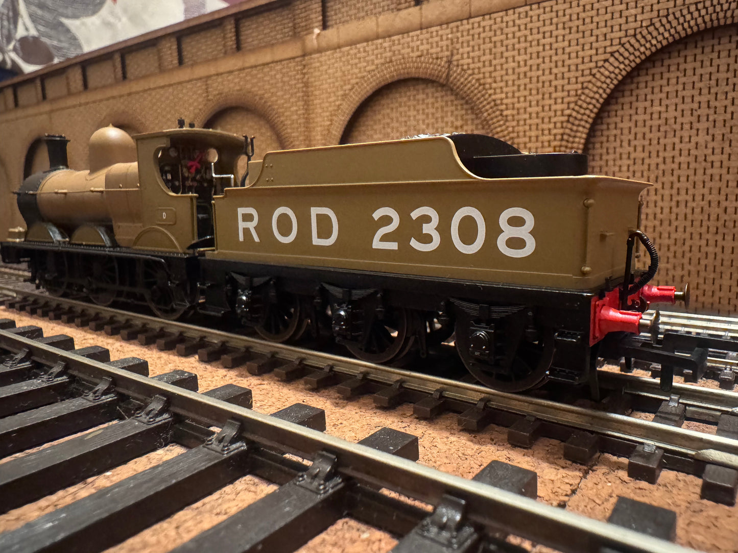 Oxford Rail OR76DG009 (OO) Ex GWR 2301 Class ‘Dean Goods’ No.2308 in WW1 Railway Operating Devision khaki livery. DCC Ready 