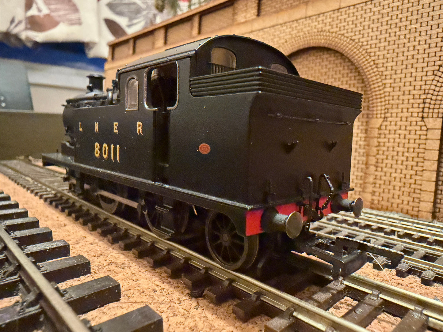 Oxford Rail OR76N7002 (OO) Ex GER N7 No.8011 in Pre 1936 LNER Unlined Black with Condensing Gear. DCC Ready