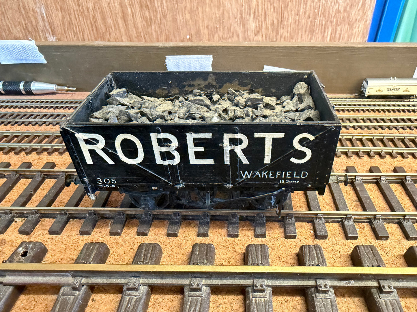 Scratch Built (O Gauge) Charles Roberts & Co Wagon Hire 13T Eight Plank Wagon No.305. In Robert’s Plank with coal load. 