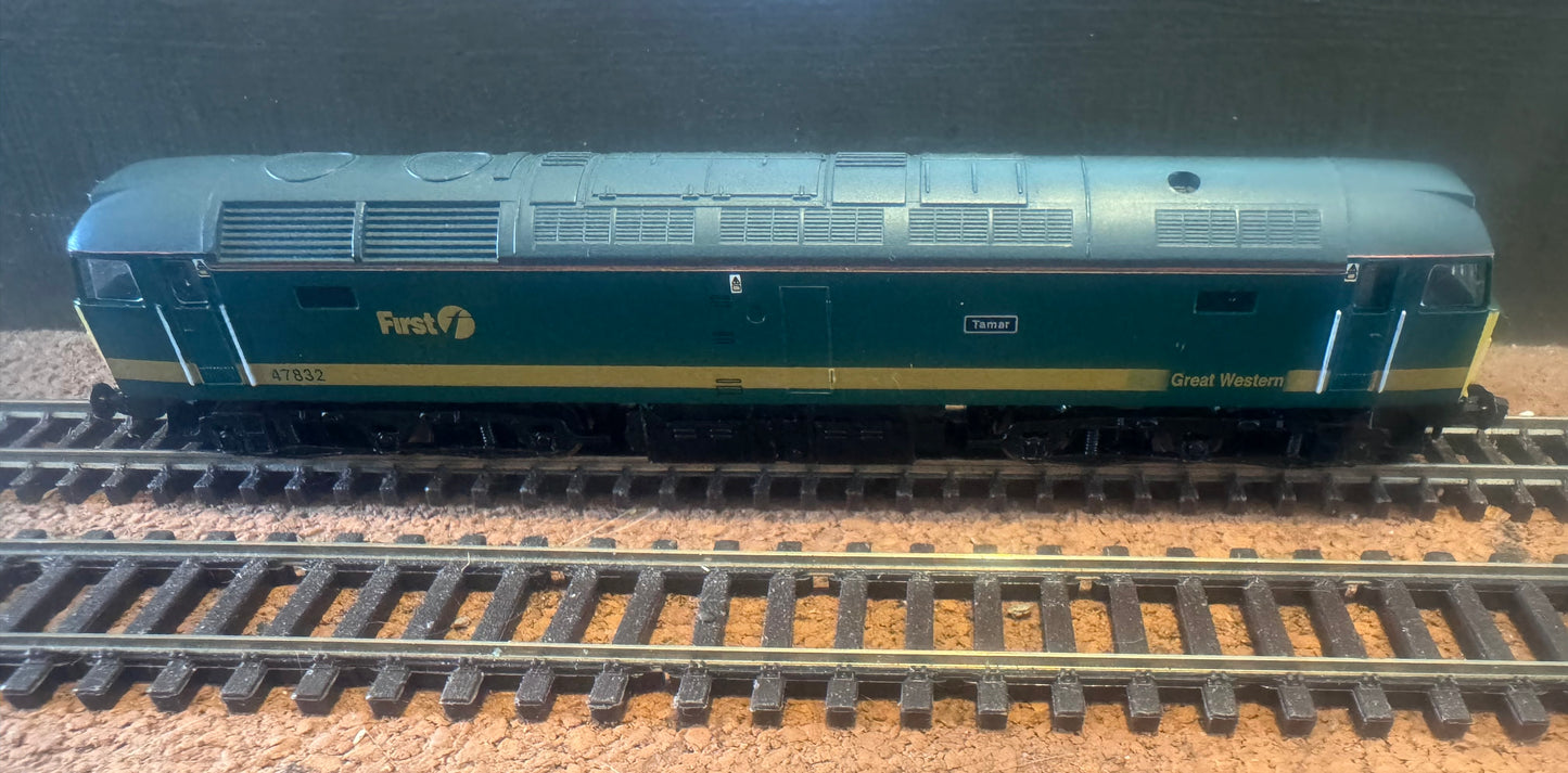 Graham Farish 371226 (N Gauge) Ex British Railways, Class 47/8 No.47832 “Tamar” in First Great Western Green Livery 