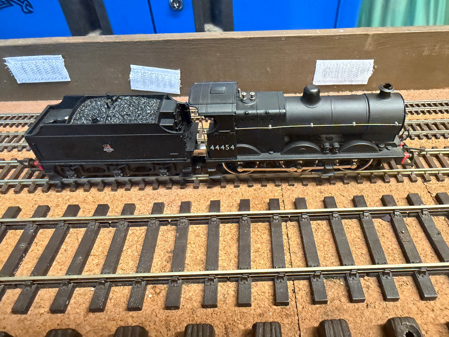 AirFix GMR 54123 (OO) Ex LMS ‘Fowler’ 4F No.44454 in British Railways Unlined Black. 