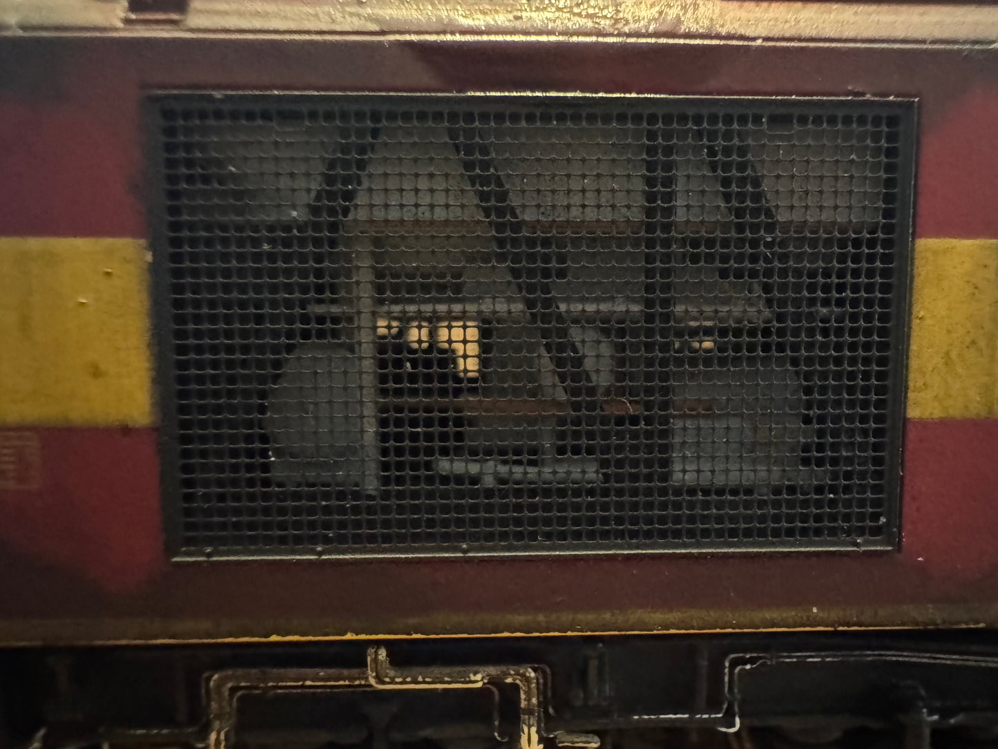 Accurascale ACC2897 (OO) Ex BR Class 60, No.60065 “Spirit of Jaguar” in Heavily weathered EWS livery. DCC Sound Fitted 