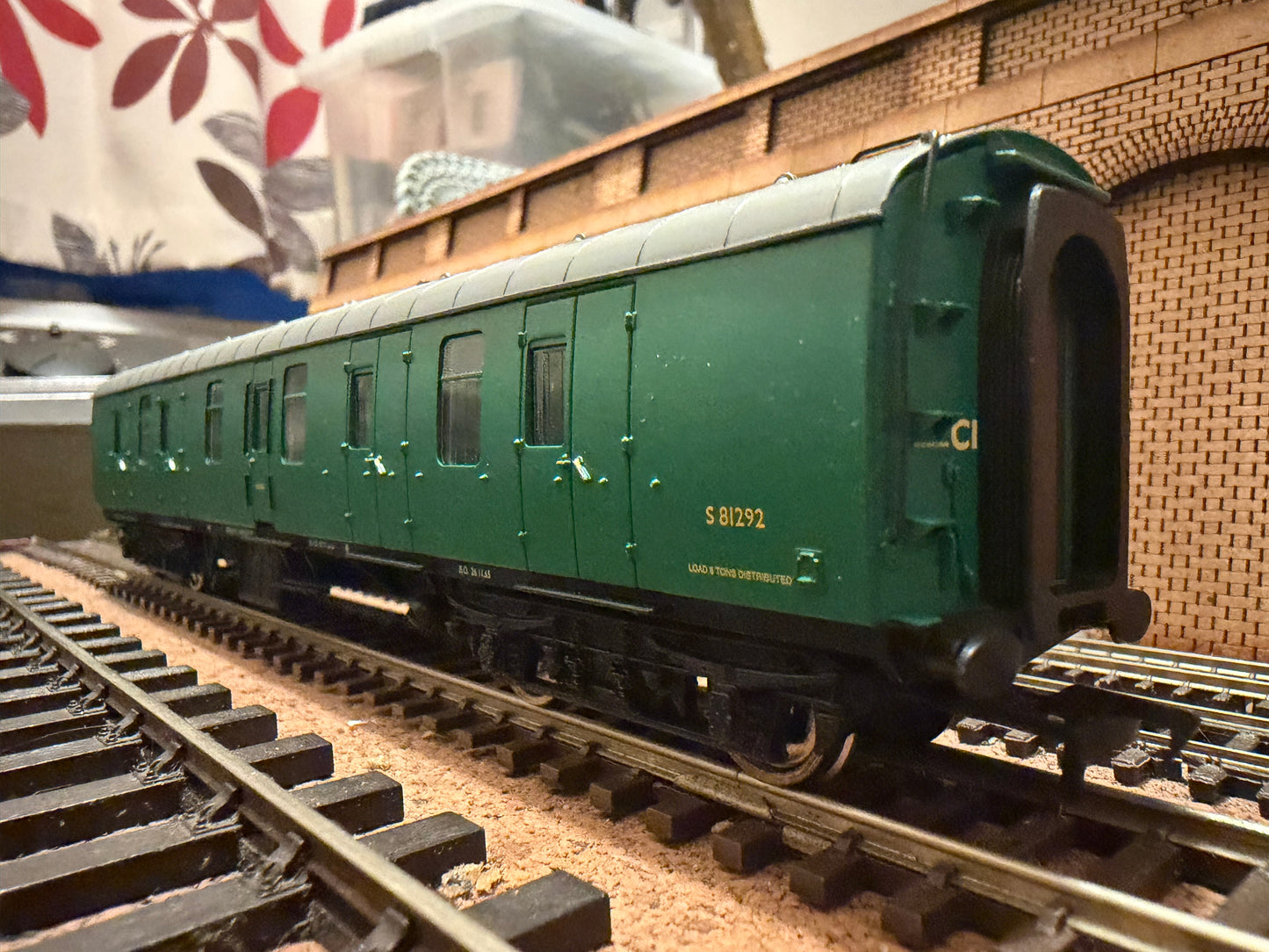 Bachmann 39-178A (OO) British Railways MK1 57ft Baggage Gangwayed Full Brake No.S81292 in BR Southern Region Green 