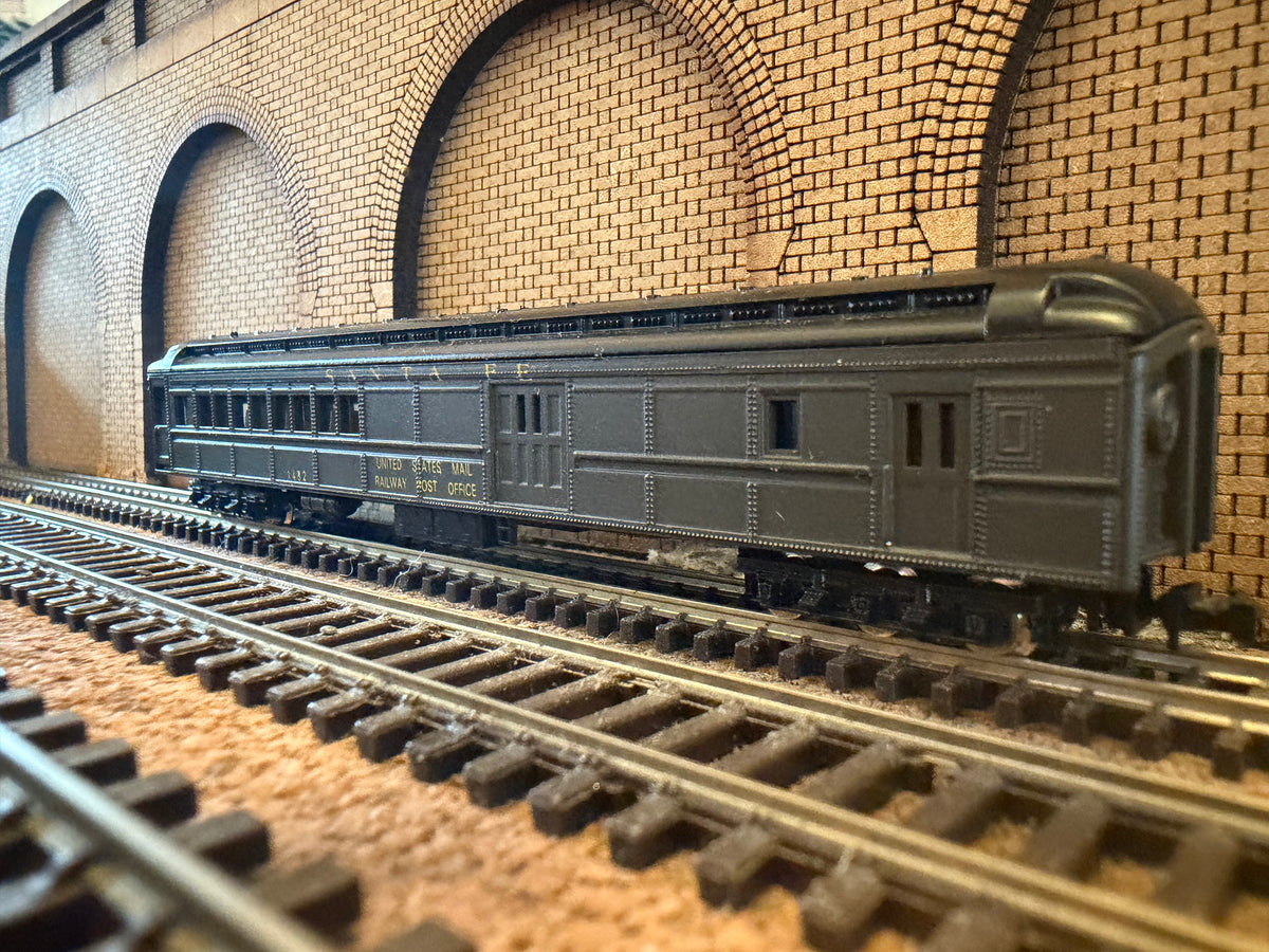 Model Power No.8625 (N Scale) Santa Fe, United States Mail service combination coach No.1482 