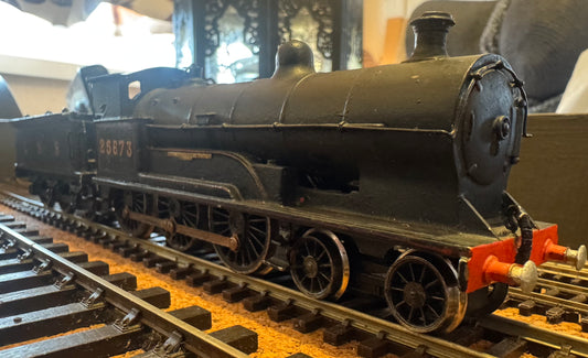 Tri-ang / Scratch Built (OO) Ex LNWR, ‘Prince of Wales Class’ No.25673 “Lusitania” In London Midland & Scottish Railway Lined Black.