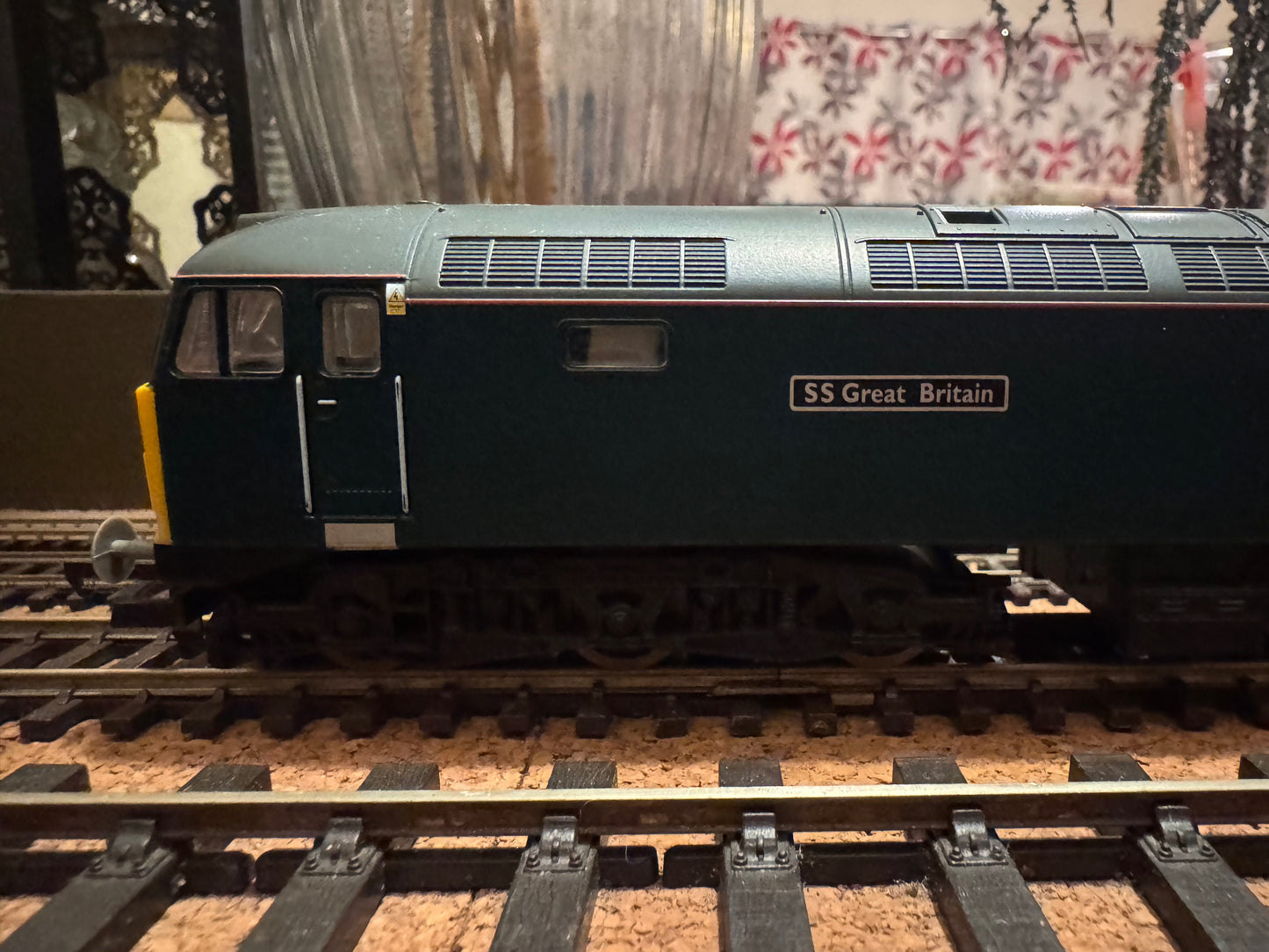 Lima L204645 (OO) Ex BR Class 47/8 No.47813 “SS Great Britain” in Great Western Trains Green livery