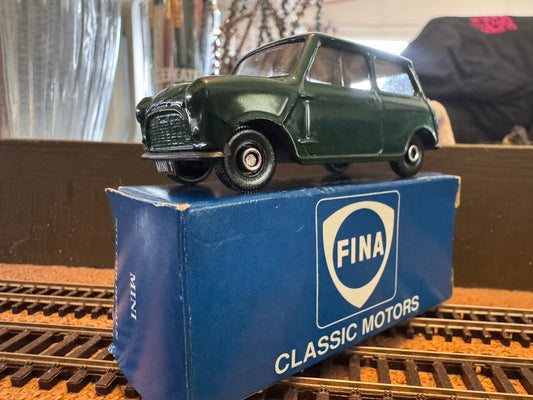 Corgi / FINA (O / 1:43) Austin Mini