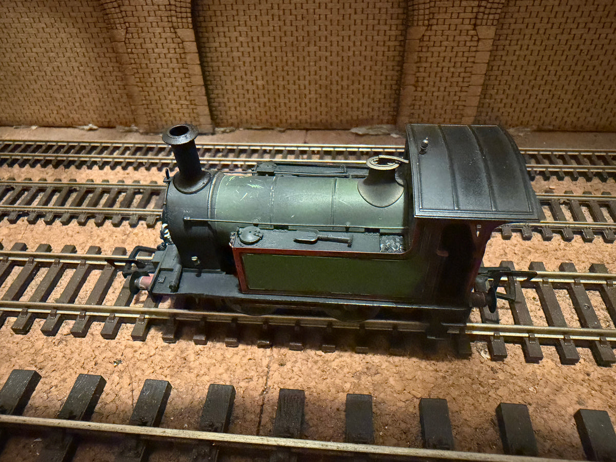 Rapido 923001 (OO) Ex North Eastern Railway, H Class [Y7] in Heavily Weathered Apple Green without decals. DCC Ready 