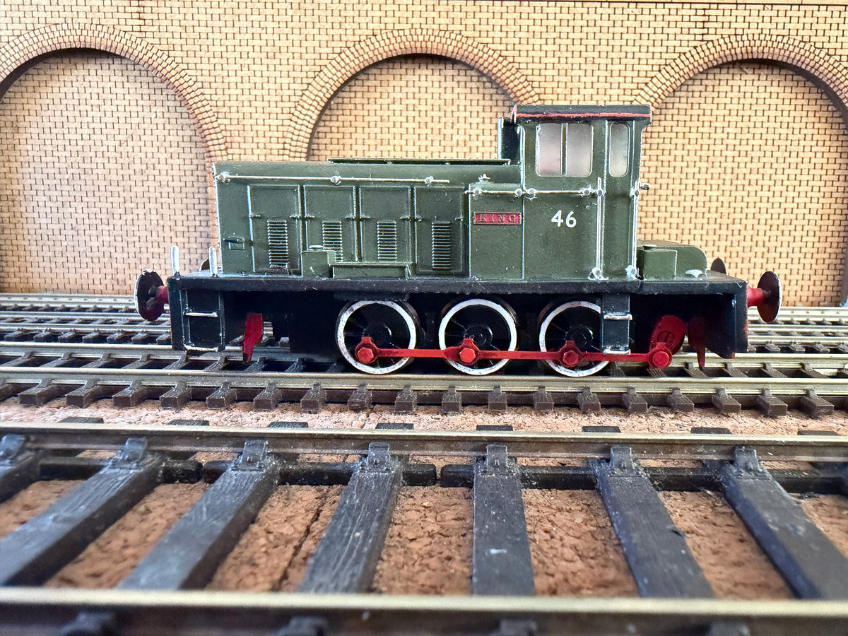 Bachmann / Unknown (OO) Hudswell Clarke / Hunslet Rebuild, 0-6-0 Diesel Mechanical No.46 “King” 