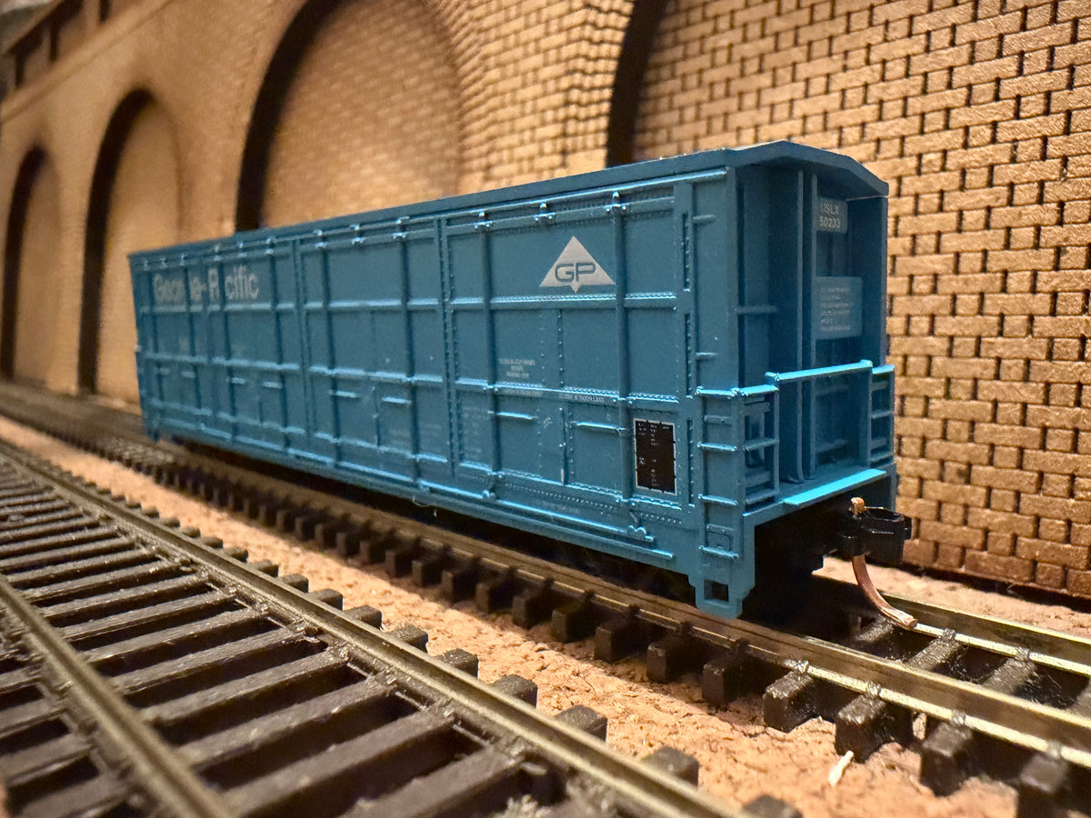Red Caboose RN-17402-9 (N Scale) Georgia Pacific Railroad, Thrall All Door Box Car No.50233 