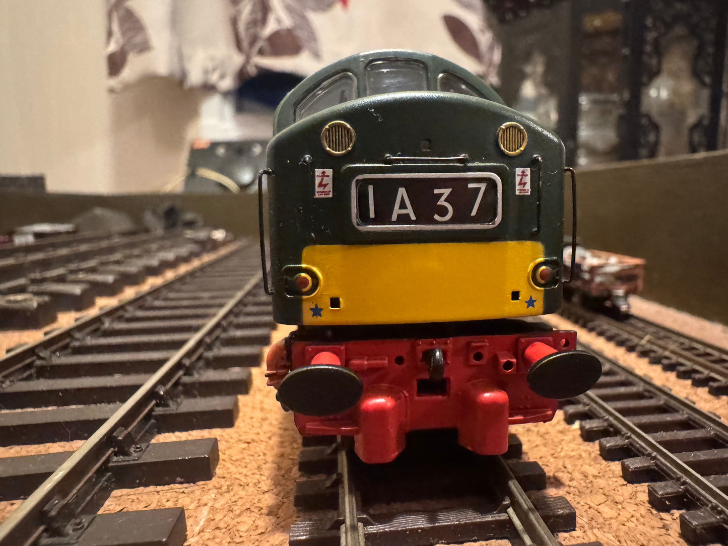 Bachmann 30-090 (OO) Bachmann of Europe 15th Anniversary Limited Edition. Tees-Tyne Pullman Double Set. No.62 of 1000. DCC Ready