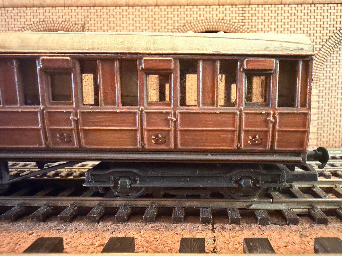 Ian Kirk (OO) Scratch Built (OO) London North Eastern Railway, Gresley Third Class Suburban Coach (No Number) in Weathered LNER Varnished Teak 